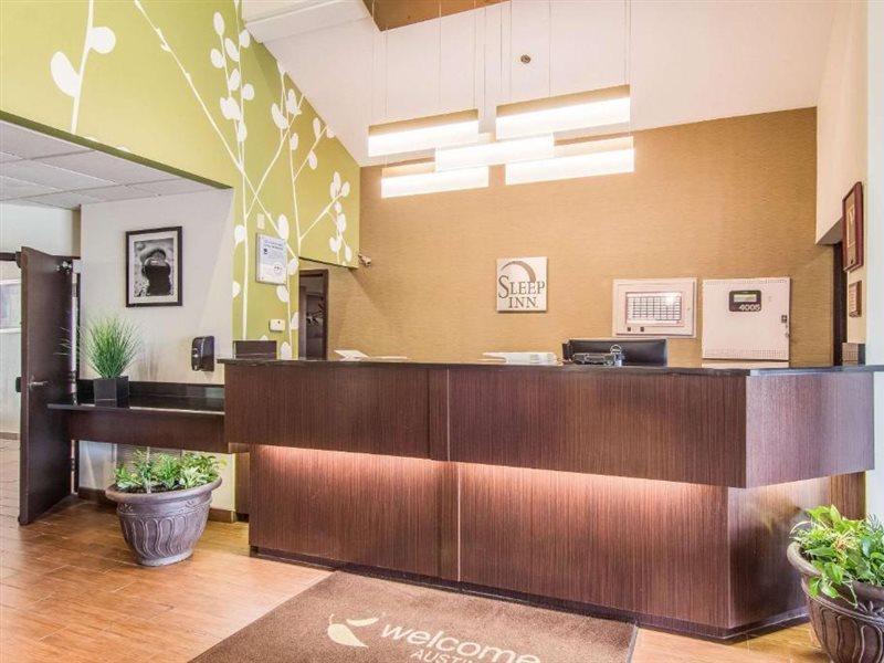 奥斯汀敦司丽普酒店 奥斯丁镇 外观 照片